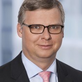 RA Dr. Ingo Brinker, LL.M.. Partner, Gleiss Lutz, München 